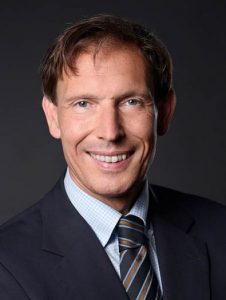 Prof.  Dr. med. dent. Daniel Edelhoff