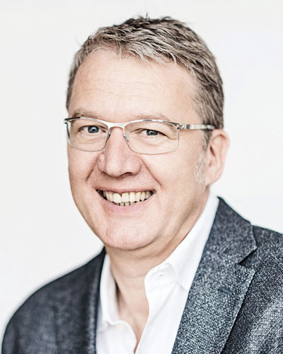 Dr. Alf-Henry Magnusson, Stuttgart